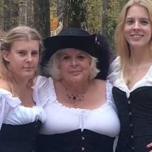 Meet your Posher, Anne